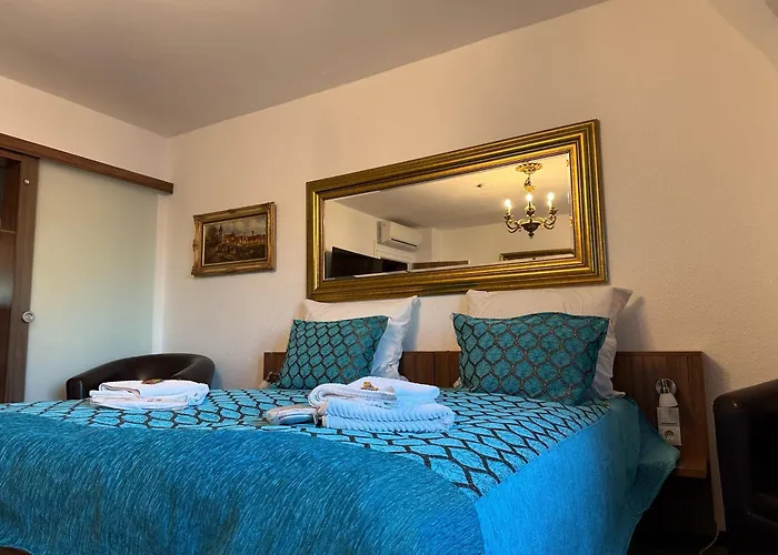 Hotel Und Restaurant Loewenbraeu Koeln