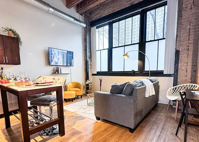 Luxery Stay Chicago - Themed Units! Close To Downtown, Mccormick Place & Wintrust Arena