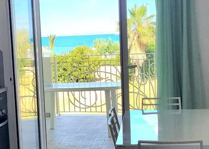 Sophie'S Magic Seaview Apartment