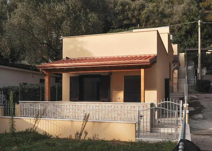 Gli Anelli Di Saturno