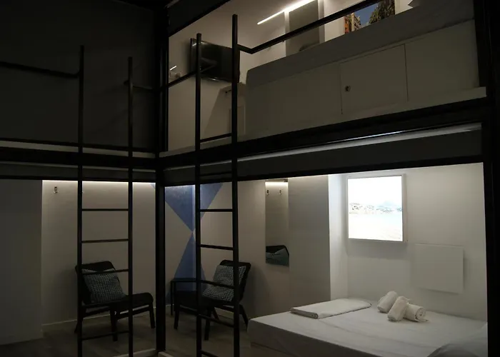  M Pods Malaga