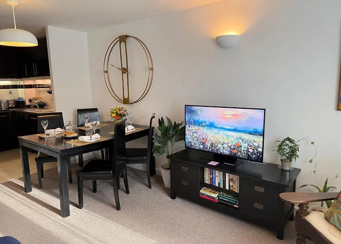 Lombok Apartment Near Old Street,Islington,Angel
