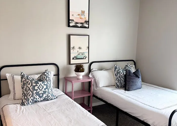 Cozy 2 Bed Apartment In Waukee