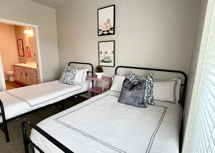Cozy 2 Bed Apartment In Waukee