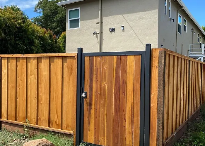 3 Palo Alto - Fully Furnished Apartment - Ac, Laundry & Secure Parking
