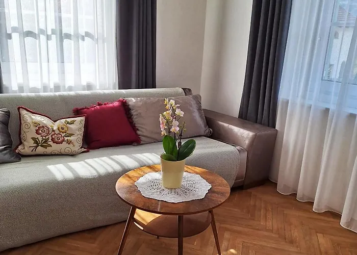 Cafe Rudi Living Apartements