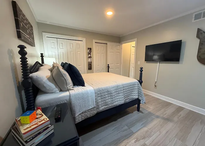 Water Front Condo With Boat Slip: The Dock House