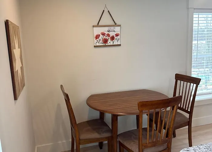 Seacoast Apartment