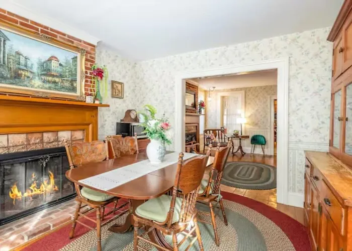 Briarstone Inn Unit 5
