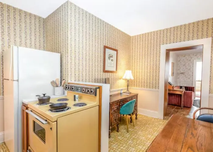 Briarstone Inn Unit 2