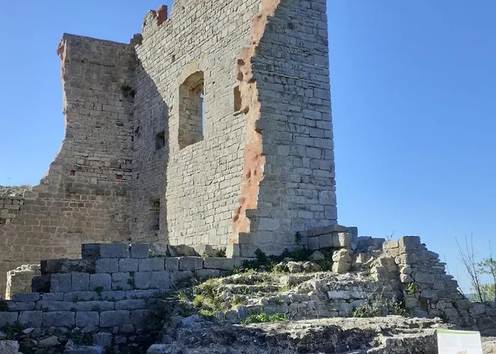 Bilocale Vista Mare Nel Borgo Di Campiglia Marittima