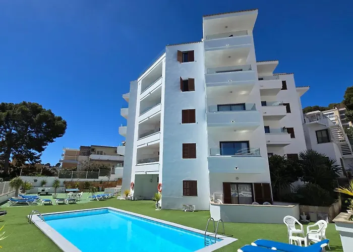 Marina Palmanova Apartamentos