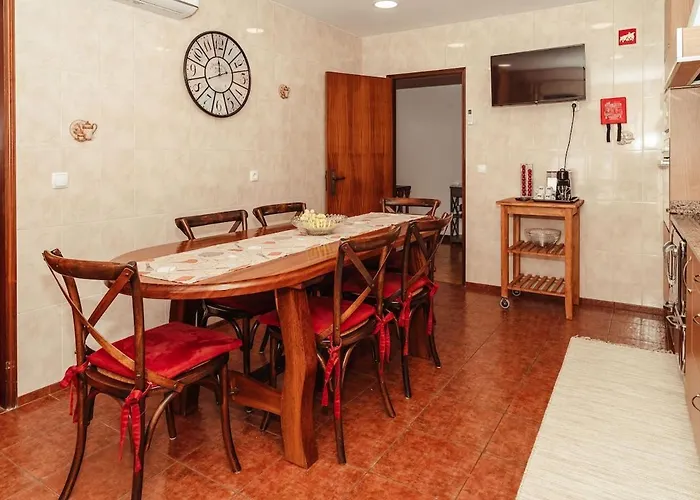 Moledo'S Sea House