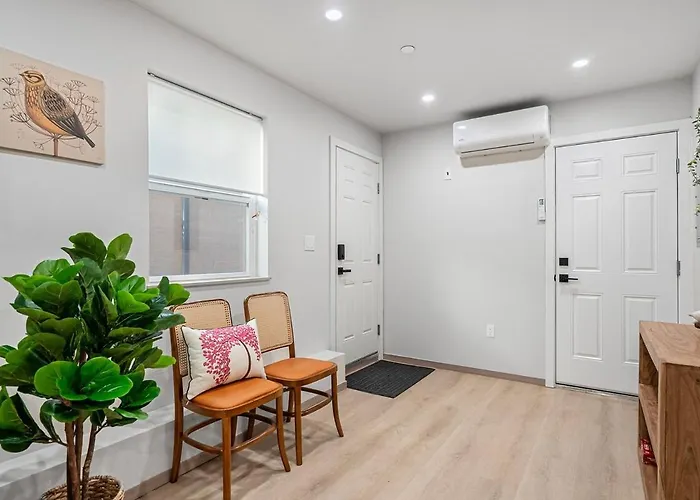 1570 Downstair 3Br Unit Near Downtown Daly City