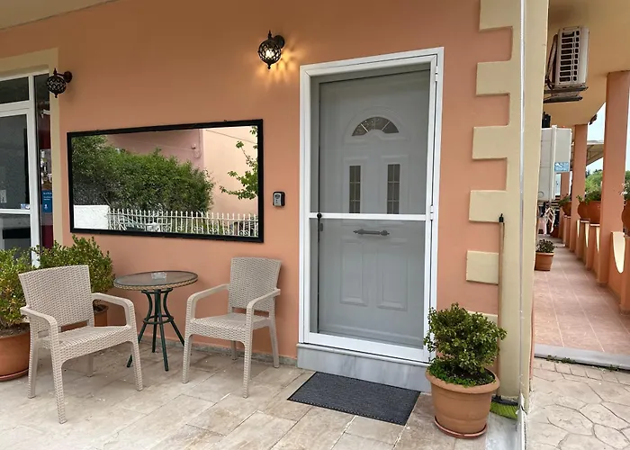 Evelina Luxury Suites With Swimming Pool In Corfu