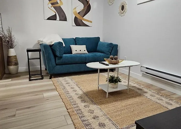 Brand New Stylish Heartland Suite!
