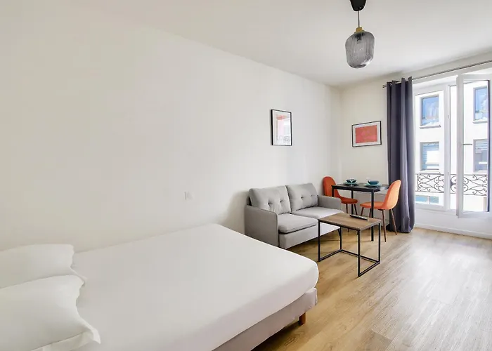 Residence Paris Ivry House