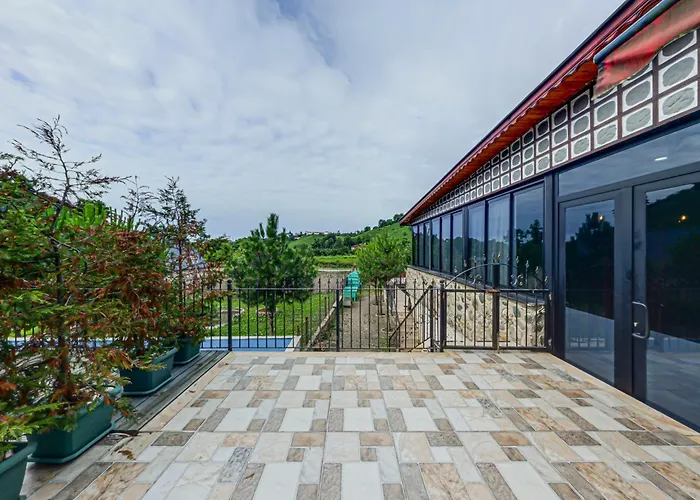 Mcora Tatil Koeyue