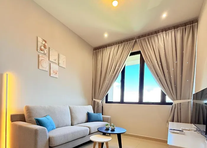 Iconic Regency Service Residences - Xin'S Home