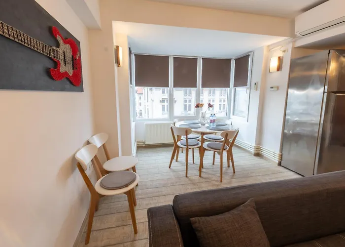 Maram Apartment - Old Town Ovidiu Square