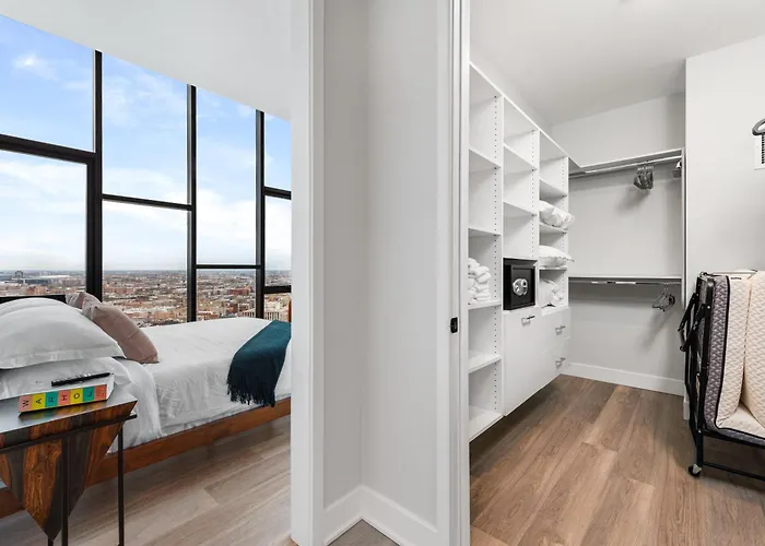 Avenir West Loop Penthouses With Iconic City Views