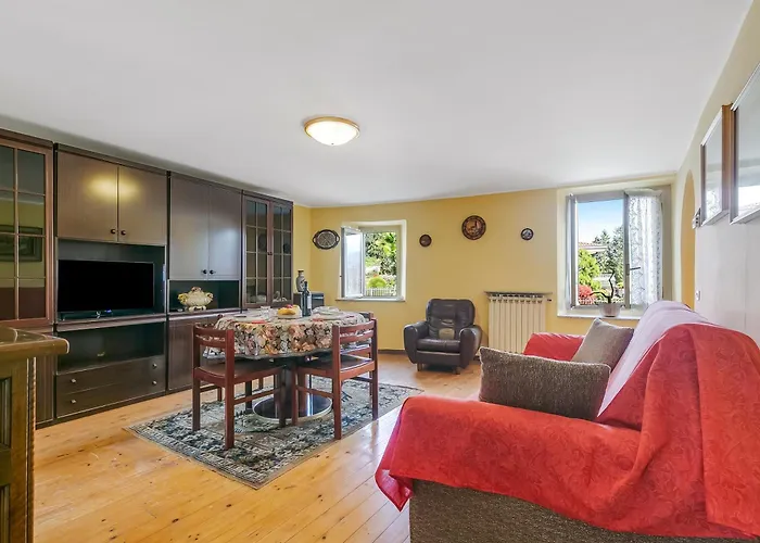 Old Pella: 100M To Lake Orta, Terrace And Views - Happy Rentals