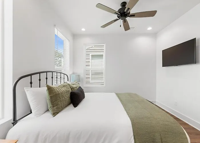 Boudin House Luxury Amenities Prime Location Wifi