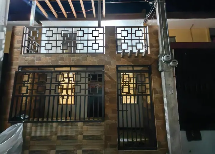 Luna Modern Guesthouse Loft House Up And Down