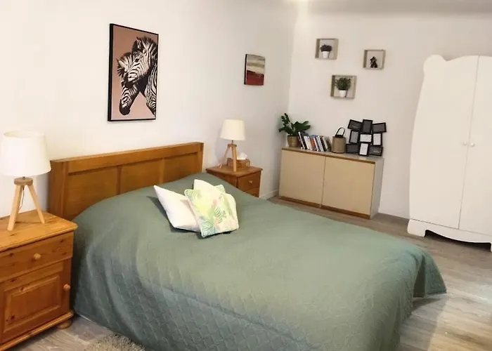 Charmant Appartement Au Coeur Du Village De Fayence