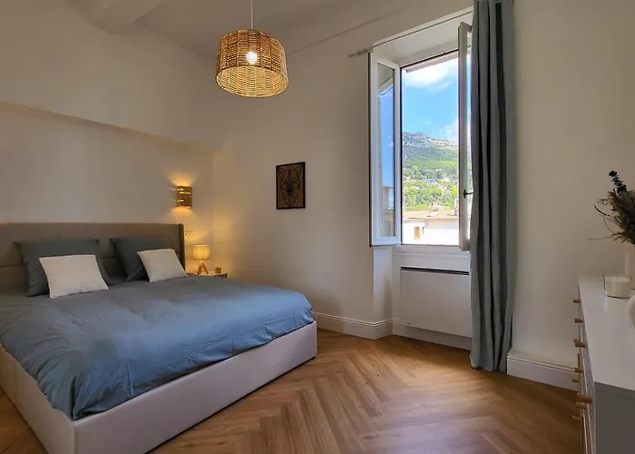 Au Coeur De Vence