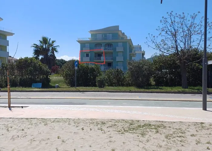Sophie'S Magic Seaview Apartment