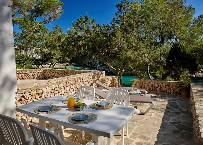 Sea Frontline Apartment 'Charo' Pool And Wifi