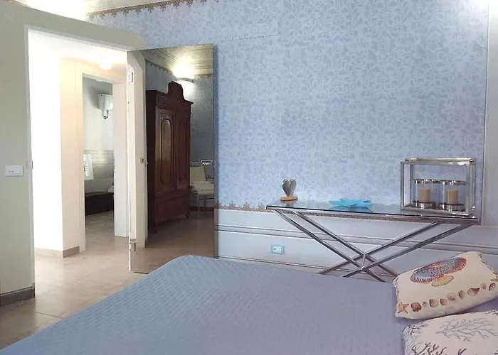 Centralissimo Appartamento Di Charme Con 2 Camere, 2 Bagni, Terrazza, Aria Condizionata