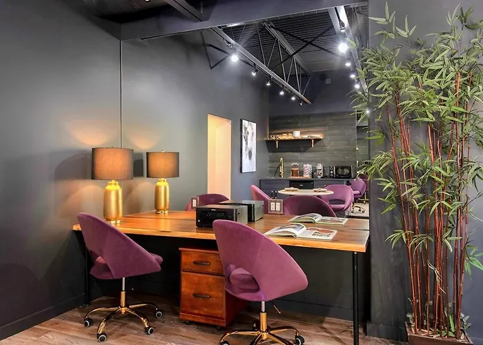 Designer Loft At The Santa Fe Plaza Spacious 520 Sq Ft, King Bed