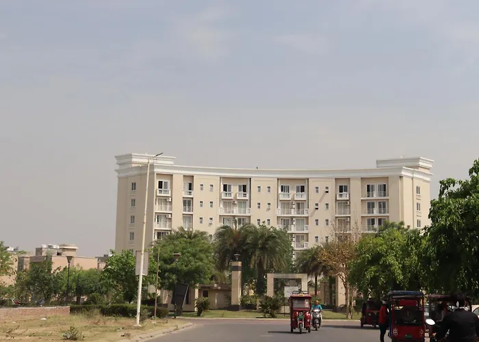 Hotel Krishna Orchid- Near Prem Mandir
