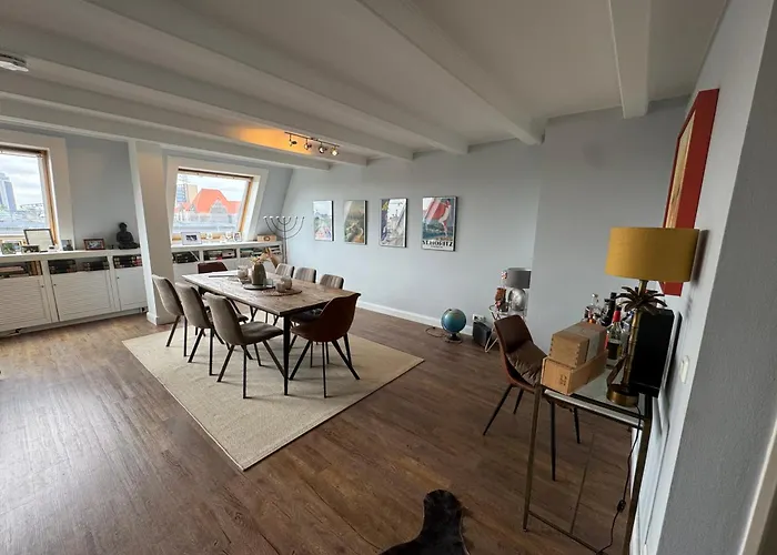 City Residence H14 - Prime Location - Perfect For Business & Lifestyle