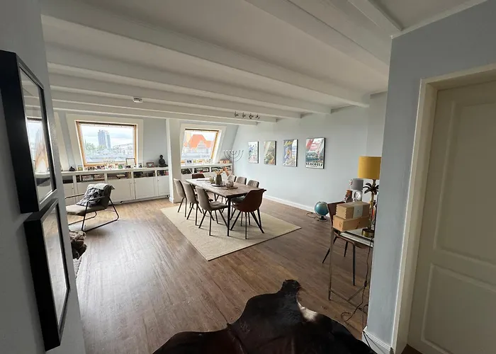 City Residence H14 - Prime Location - Perfect For Business & Lifestyle