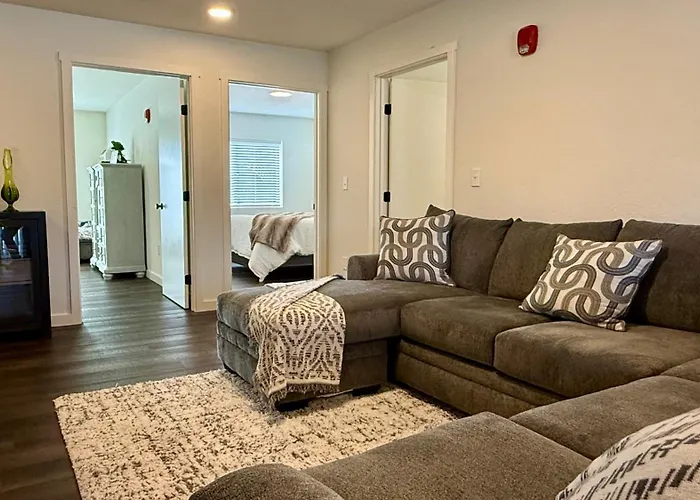 Homestead Village - Two Bedroom Condo Ground Floor