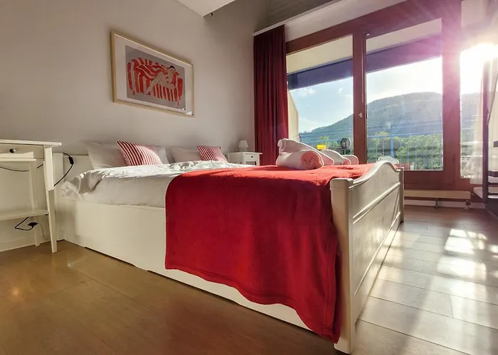 Gemuetliche Maisonette Mit Dachterrasse Und Weitblick