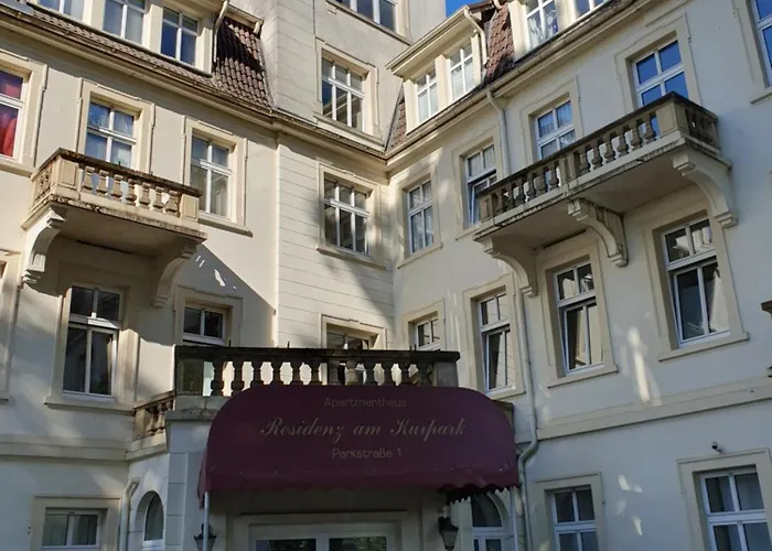 Ferienwohnung Am Kurpark Mit Balkon