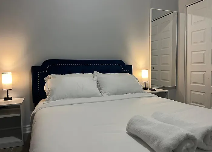Charming & Cozy Apartment Of 2 Bedrooms With Free Parking