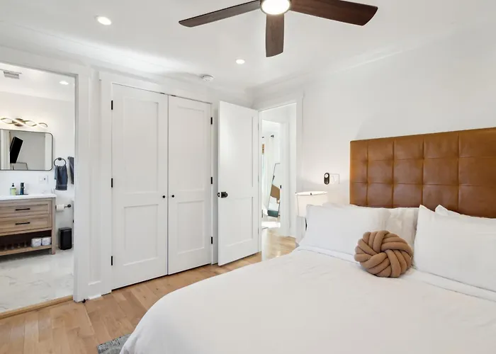 The Inn At 257