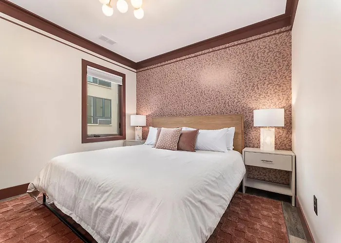 Brand New Condo In The Heart Of Traverse City!
