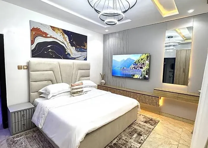 Goldenhills Home