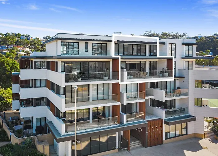 Pinetree Penthouse By Coast Hosting