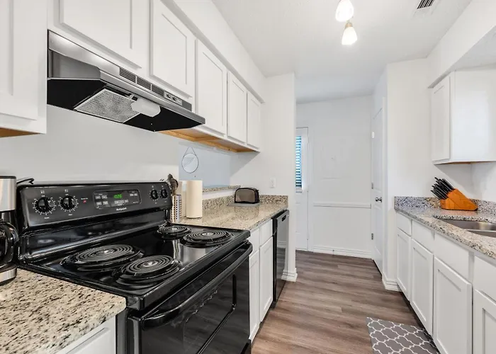Cozy 2Bd Near Walmart Hq With Long Stay Savings