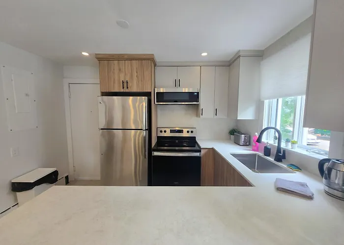 Jstlikehome - Serenity Suites & Guesthouse