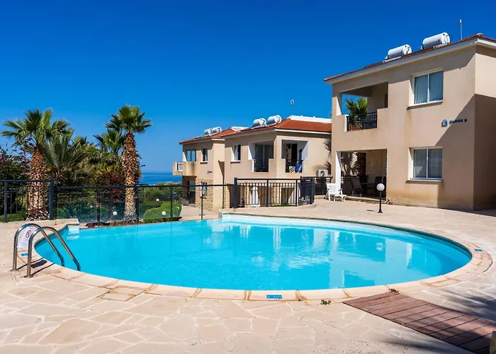 Tala Retreat 2 Bedrooms And 2 Bathrooms With Pools