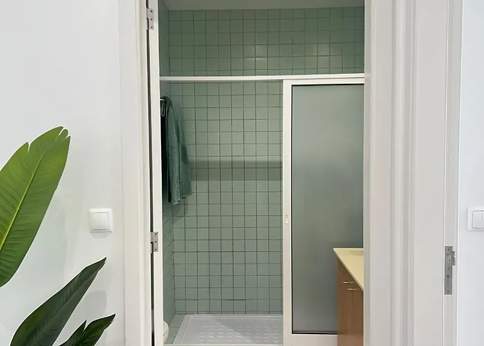 City Center House - Azure Waters