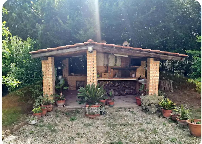 Flory Appartament Con Piscina